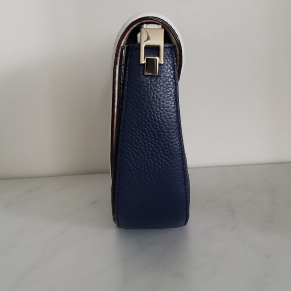 Kate Spade Crossbody - Picture 5 of 10
